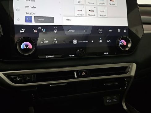 Used 2024 Lexus RX 350 FWD w/ Convenience Package image 19