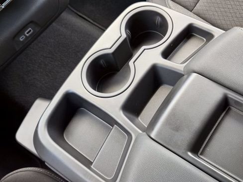 New 2026 Chevrolet Suburban LS RWD image 15