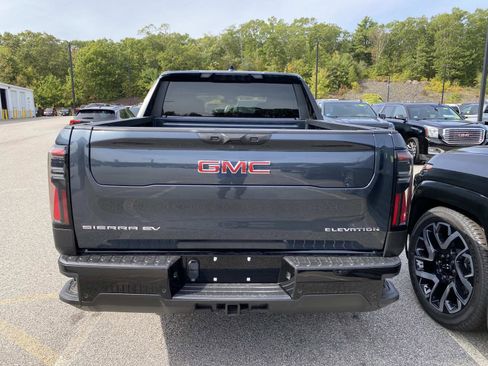 New 2026 GMC Sierra EV Elevation image 4