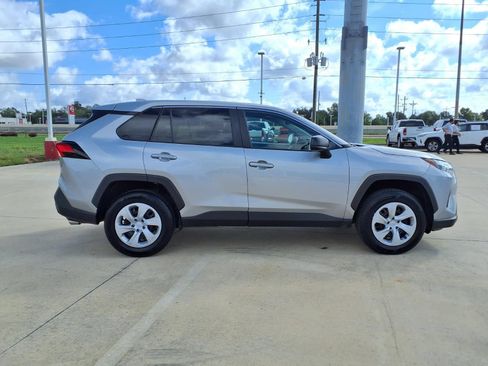 Used 2025 Toyota RAV4 LE FWD image 5