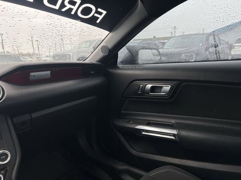 Used 2019 Ford Mustang Coupe image 21