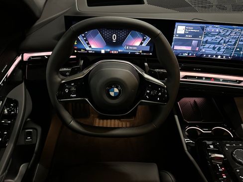 New 2027 BMW 530i xDrive w/ Premium Package AWD/4WD image 13