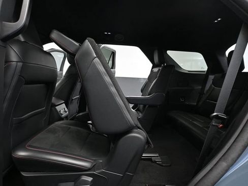Used 2025 Ford Explorer ST AWD/4WD image 40