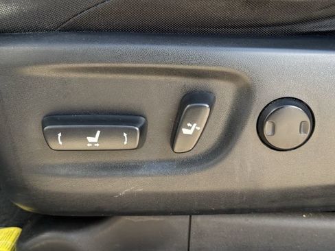 Used 2014 Toyota 4Runner SR5 RWD image 24
