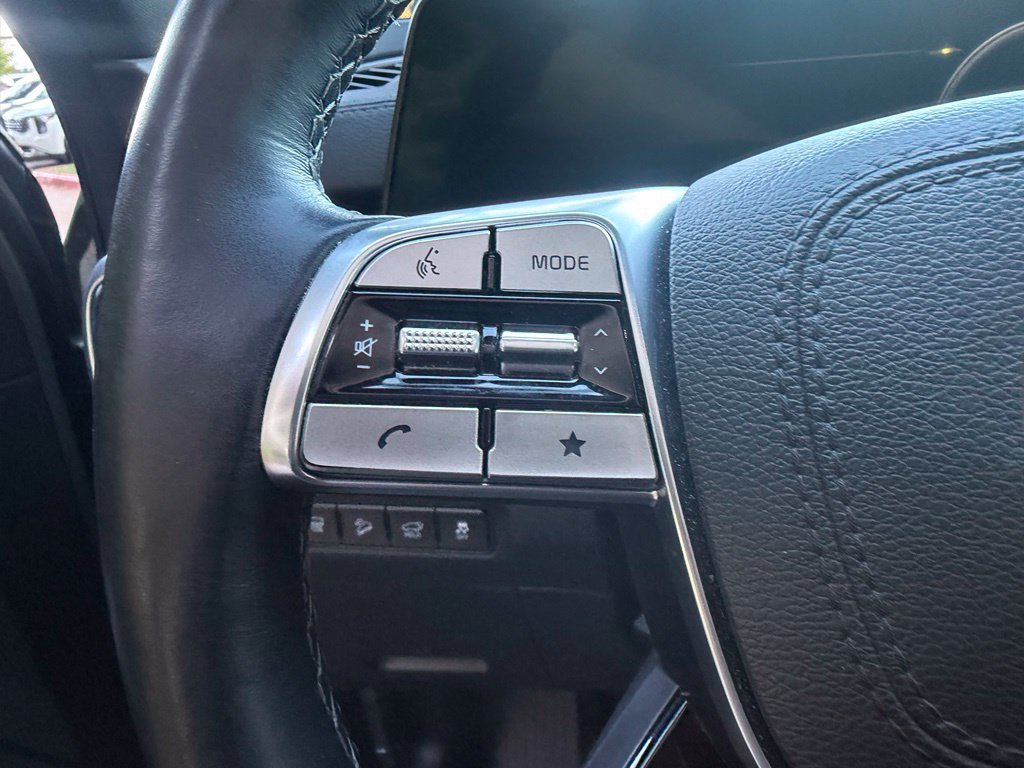 Used 2025 Kia Telluride SX X-Line AWD/4WD image 18