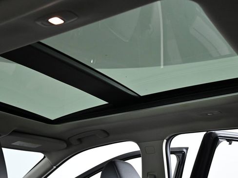 Used 2021 Nissan Rogue SL w/ Premium Package image 29