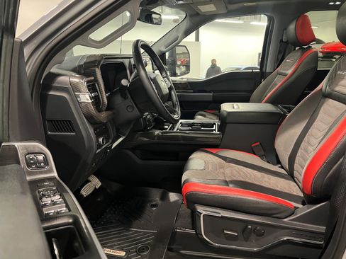 Used 2024 Ford F250 Lariat w/ Lariat Ultimate Package image 9