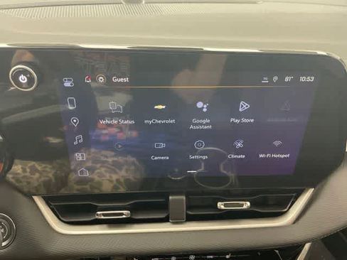 New 2026 Chevrolet Equinox LT w/ Convenience Package II AWD/4WD image 3