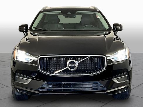 Used 2020 Volvo XC60 T5 Momentum w/ Premium Package image 4