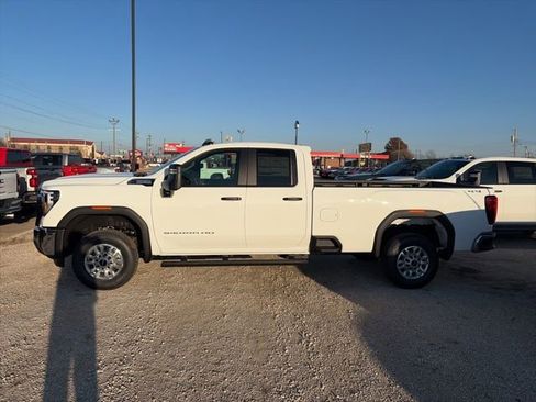 New 2026 GMC Sierra 2500 Pro image 3