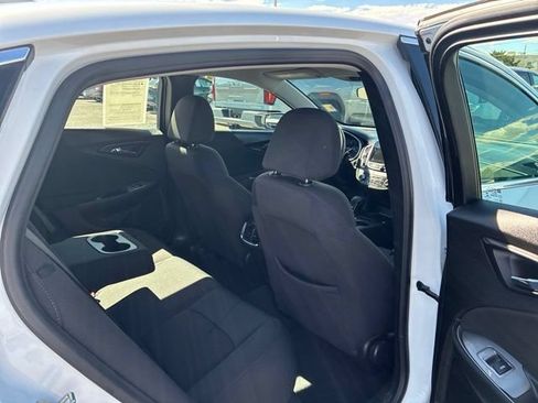 Used 2023 Chevrolet Malibu LT FWD image 20