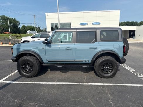 Used 2021 Ford Bronco First Edition AWD/4WD image 10