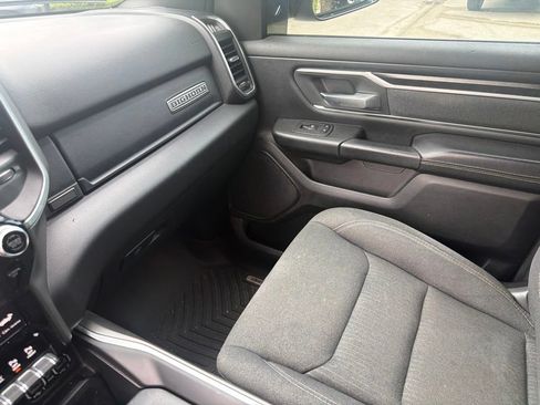 Used 2019 RAM 1500 Big Horn RWD image 15
