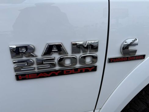 Used 2017 RAM 2500 Laramie w/ Convenience Group image 8