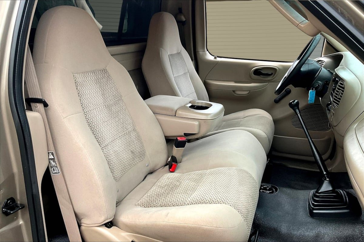 Used 2003 Ford F150 XL RWD image 26