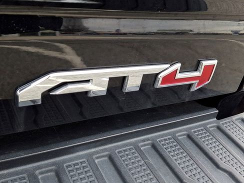 Used 2021 GMC Sierra 2500 AT4 w/ Gooseneck/5TH Wheel Package image 32