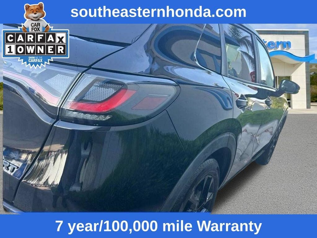 Certified 2025 Honda HR-V Sport image 8