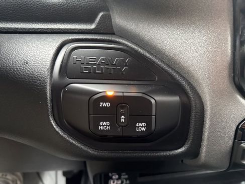 Used 2025 RAM 2500 Tradesman w/ Chrome Appearance Group image 23