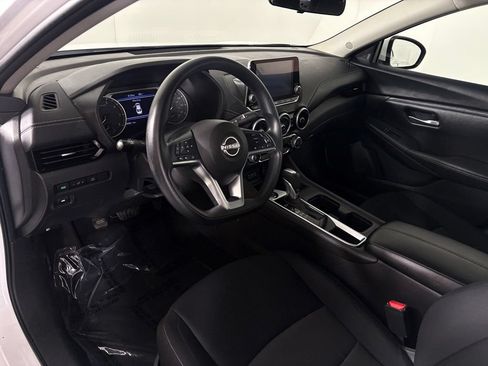 Used 2024 Nissan Sentra SV FWD image 17