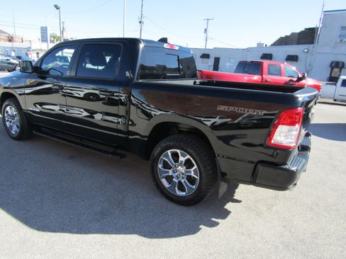 Used 2021 RAM 1500 Big Horn image 5