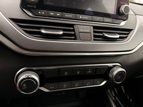 Used 2023 Nissan Altima 2.5 SR image 28