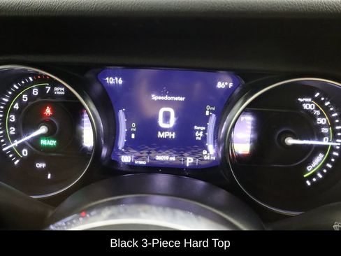 Used 2023 Jeep Wrangler Unlimited Rubicon 4xe w/ Cold Weather Group AWD/4WD image 11