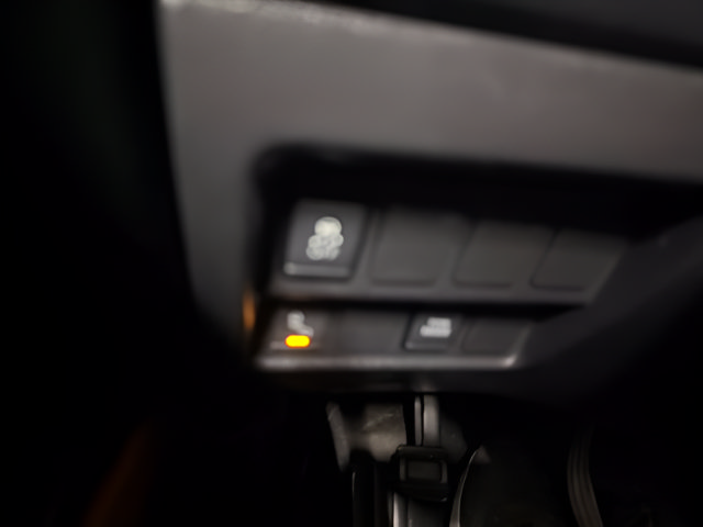 Used 2020 Nissan Pathfinder SV FWD image 22