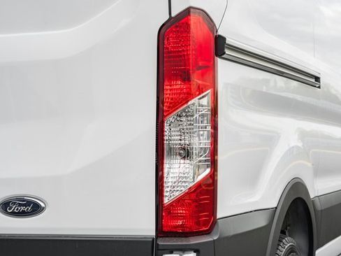 New 2025 Ford Transit 150 Low Roof image 29