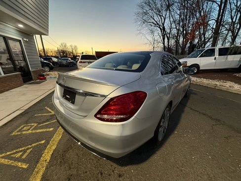 Used 2017 Mercedes-Benz C 300 Sedan image 6