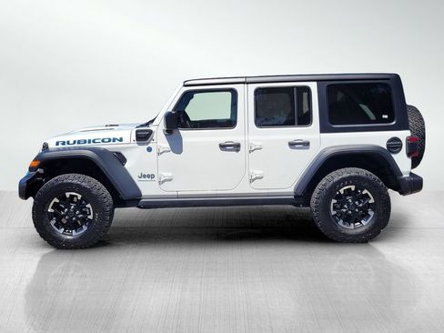 Used 2025 Jeep Wrangler Unlimited Rubicon 4xe w/ Convenience Group AWD/4WD image 7