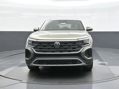 New 2026 Volkswagen Atlas Cross Sport SE AWD/4WD image 2