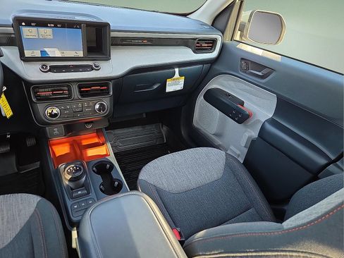 Used 2023 Ford Maverick XLT w/ XLT Luxury Package FWD image 12