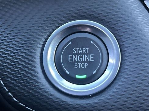 Used 2025 Chevrolet Equinox LT image 16