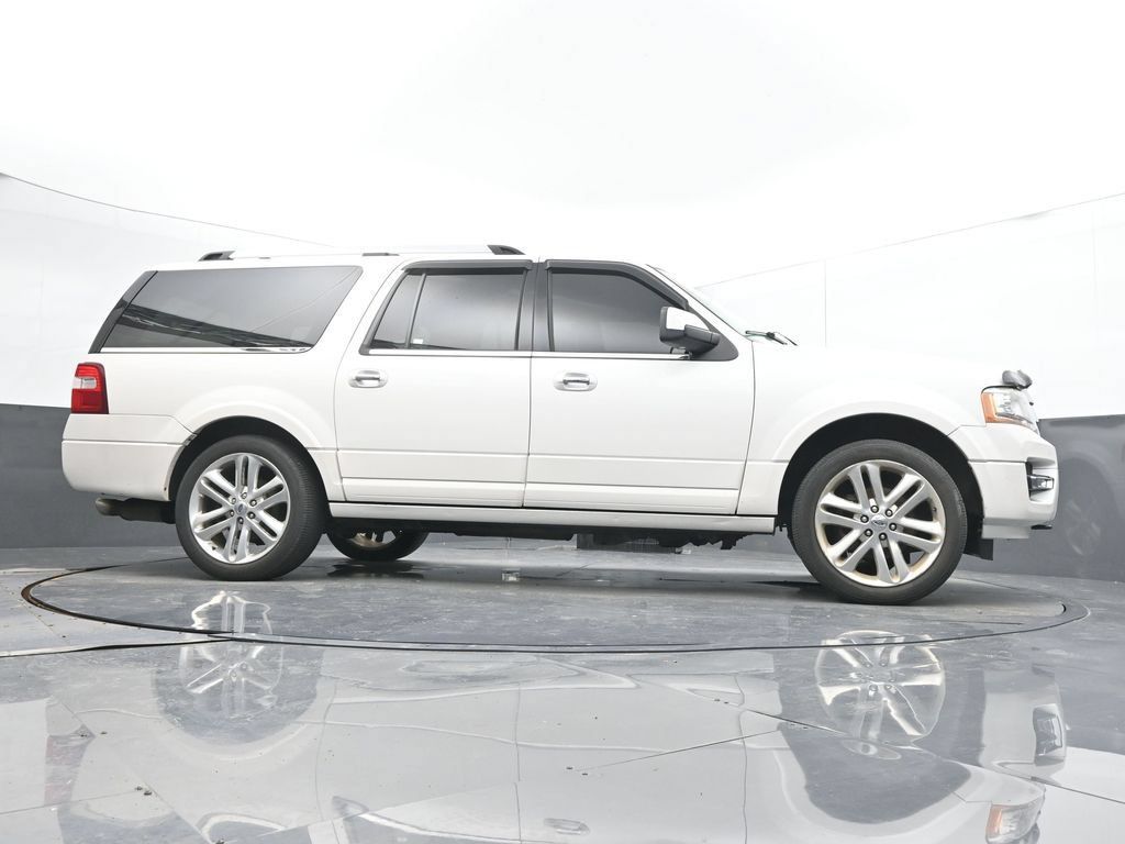 Used 2015 Ford Expedition EL Limited w/ Equipment Group 301A AWD/4WD image 23
