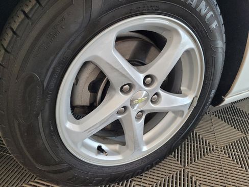 Used 2018 Chevrolet Malibu LS FWD image 31