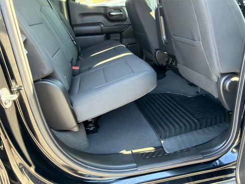 Used 2024 Chevrolet Silverado 1500 Custom image 15