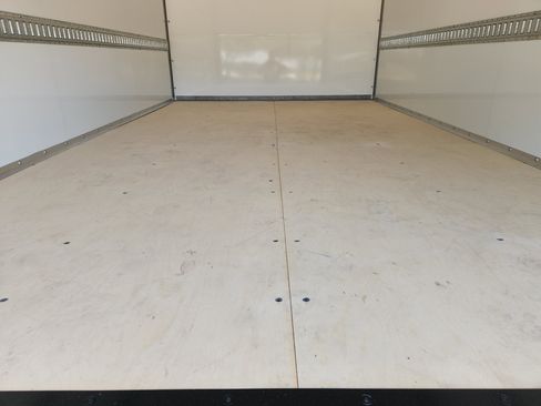 New 2025 Chevrolet Express 3500 w/ Power Convenience Package image 31