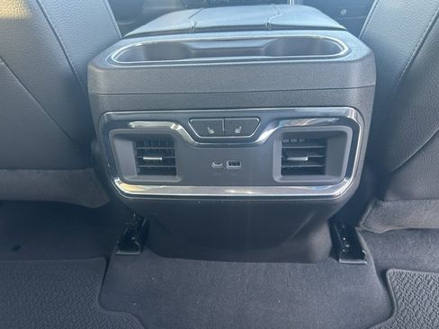 Used 2023 GMC Sierra 1500 Denali w/ Technology Package AWD/4WD image 30