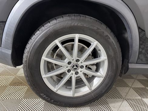 Used 2024 Mercedes-Benz GLE 350 4MATIC image 34