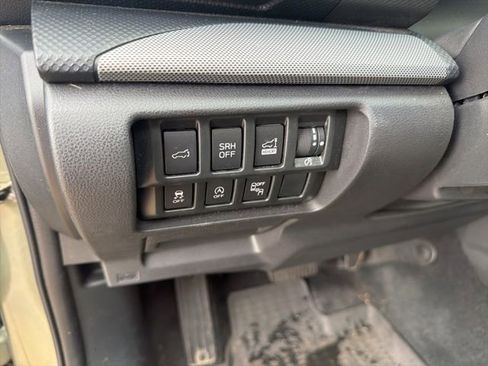 Used 2020 Subaru Forester Limited image 15