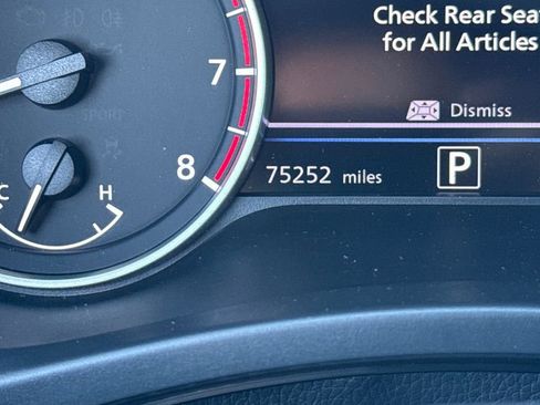 Used 2020 Nissan Sentra SV image 23