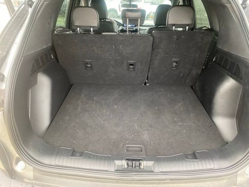 Used 2025 Ford Escape ST-Line FWD image 28