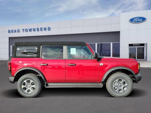 New 2025 Ford Bronco Big Bend image 3