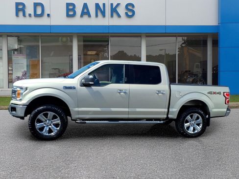 Used 2018 Ford F150 XLT w/ Equipment Group 302A Luxury AWD/4WD image 2