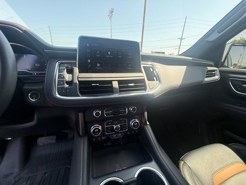 Used 2024 GMC Yukon XL AT4 w/ Max Trailering Package AWD/4WD image 15