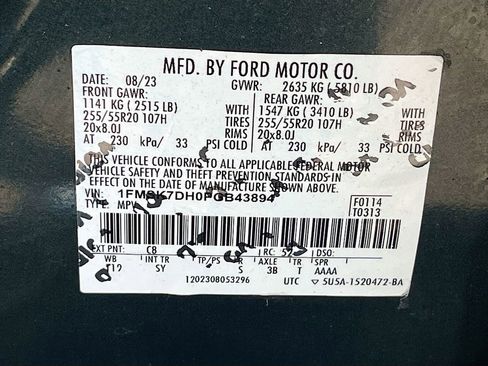 Used 2023 Ford Explorer XLT w/ Equipment Group 202A RWD image 32