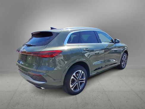 Certified 2025 Audi Q5 Premium AWD/4WD image 8