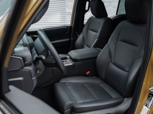 Used 2024 Toyota Land Cruiser w/ Premium Package image 22