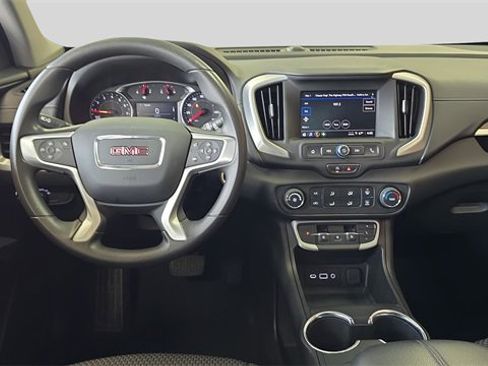 Used 2023 GMC Terrain SLE w/ Elevation Edition image 3