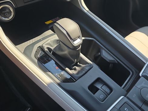 Used 2025 Toyota Grand Highlander AWD Hybrid image 25